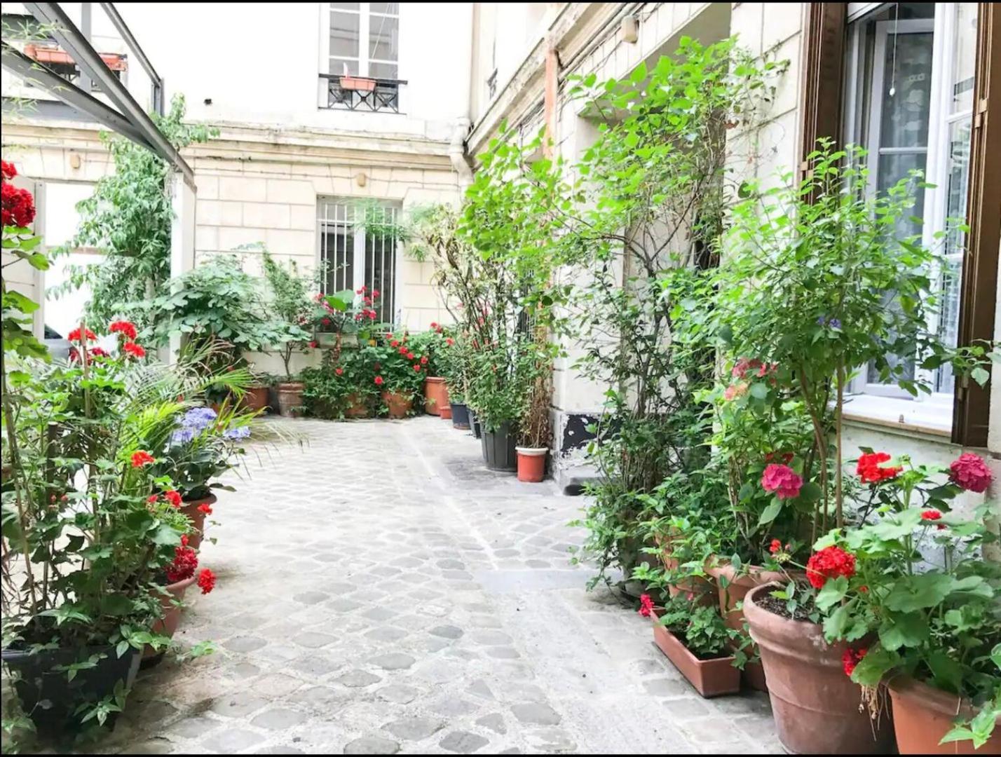 372 Suite Saulnier 2 - Superbe Appartement A Parijs Buitenkant foto